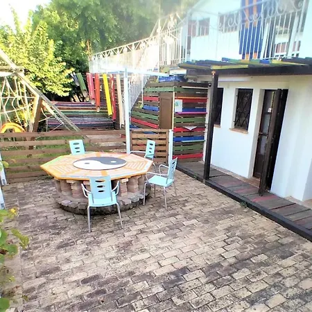 Tania House דירה *