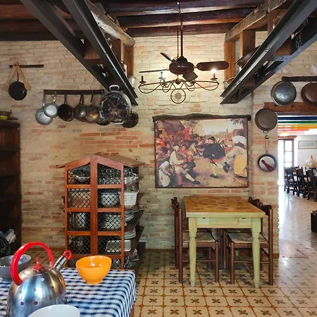Tania House דירה *