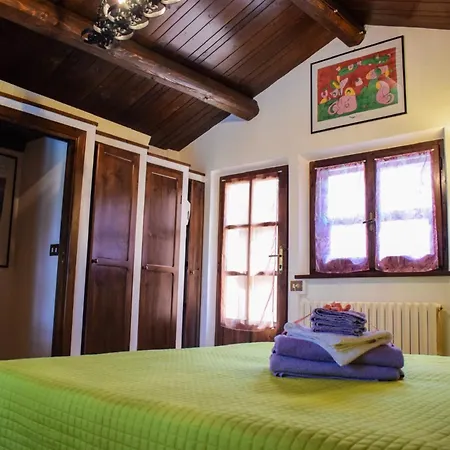 דירה Tania House