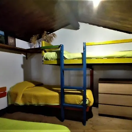 דירה Tania House